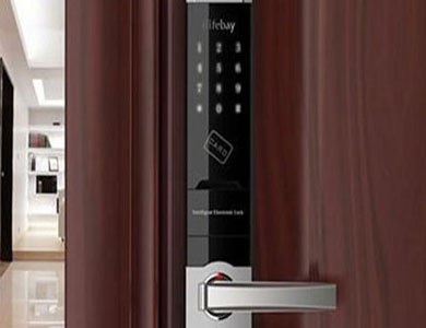 西藏24小时上门开锁公司